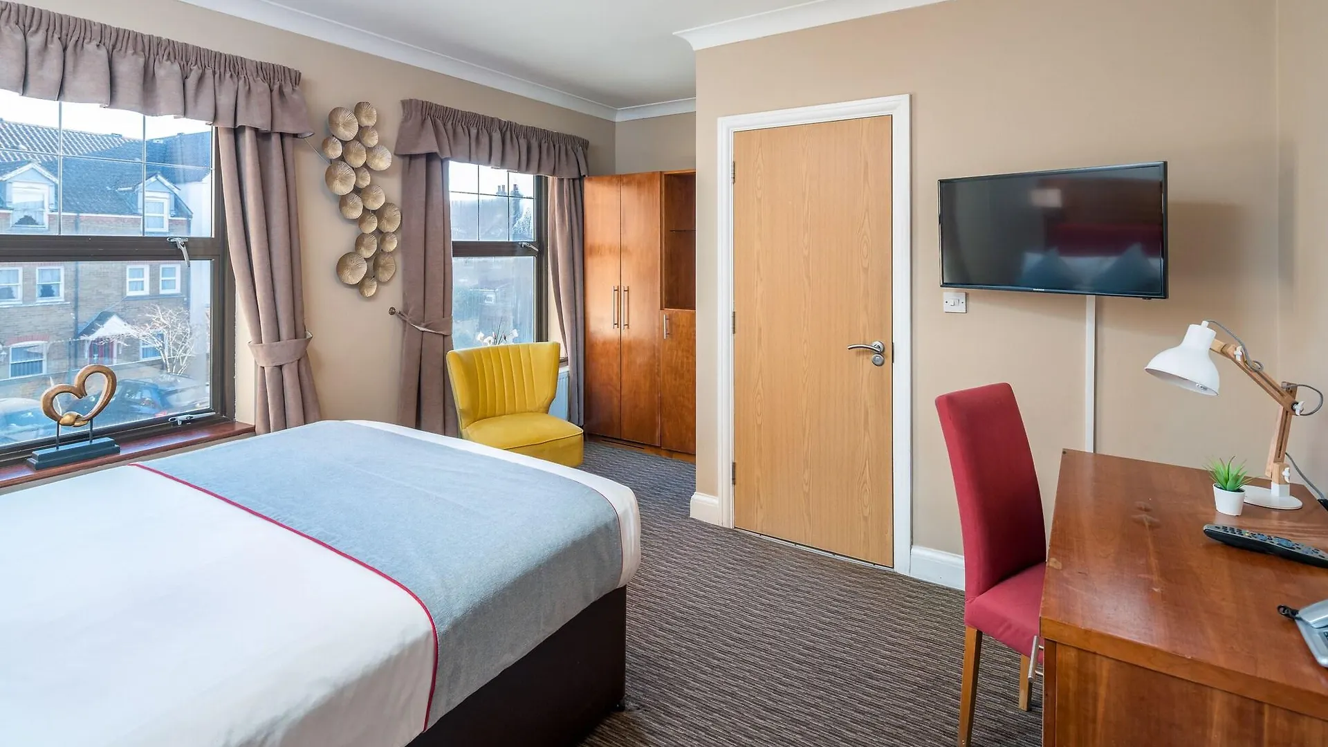 ***  Mehfil Hotel Hillingdon United Kingdom
