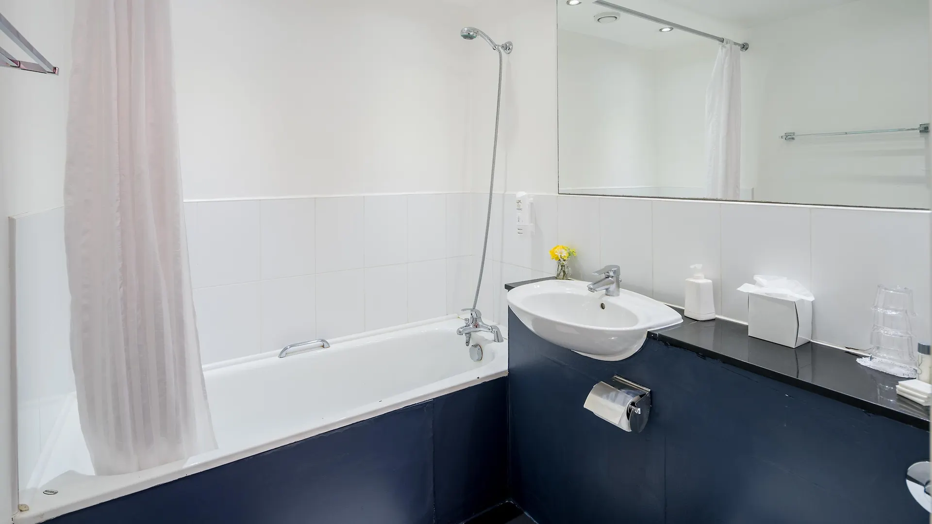 ***  Mehfil Hotel Hillingdon United Kingdom
