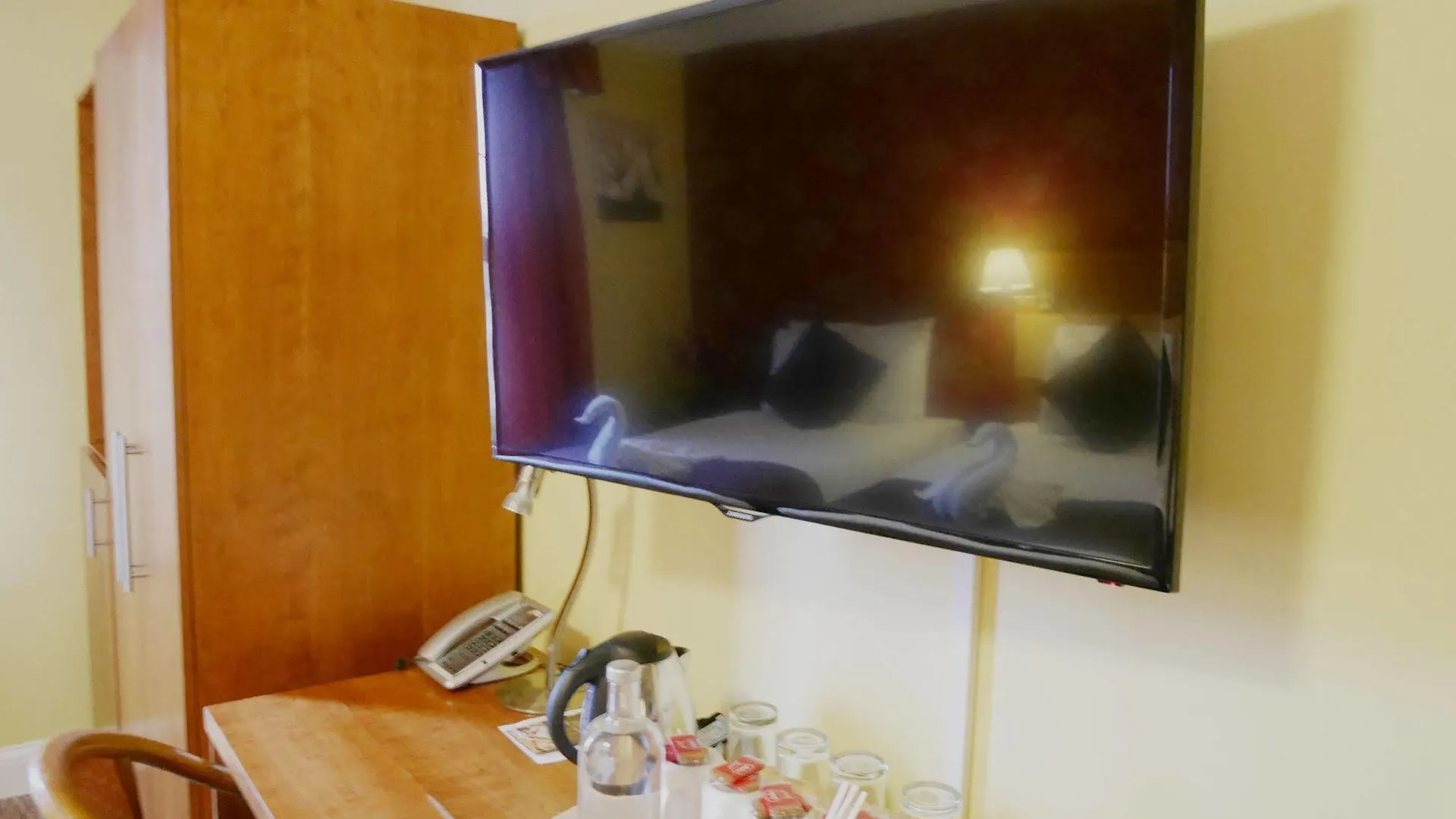 Mehfil Hotel Hillingdon