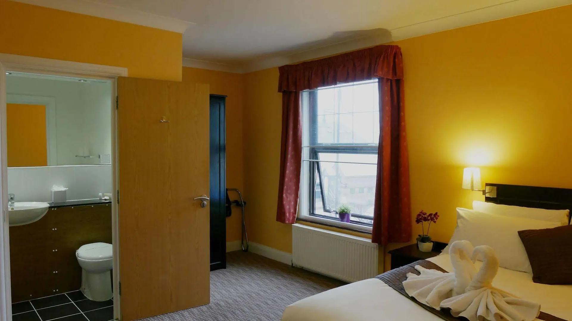 Mehfil Hotel Hillingdon United Kingdom